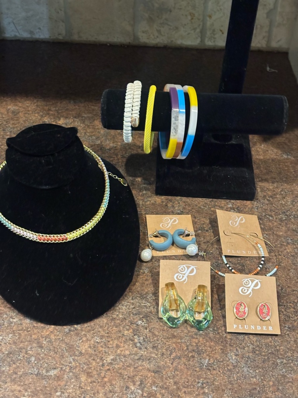 🧵Plunder Rainbow Chain Necklace with Multicolor Accent Earrings